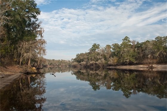 reflect of the cloudy sky on the river